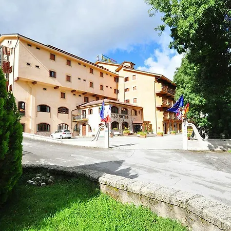 Hotel Leo