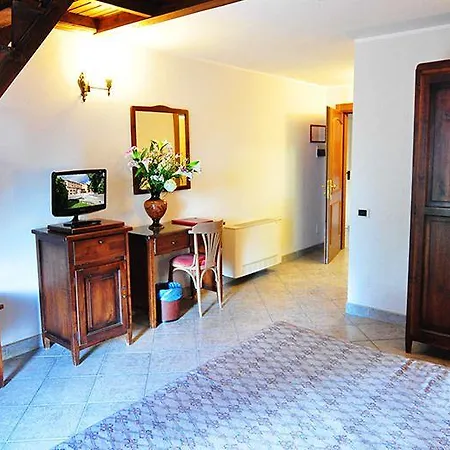 Leo Hotel Leonessa